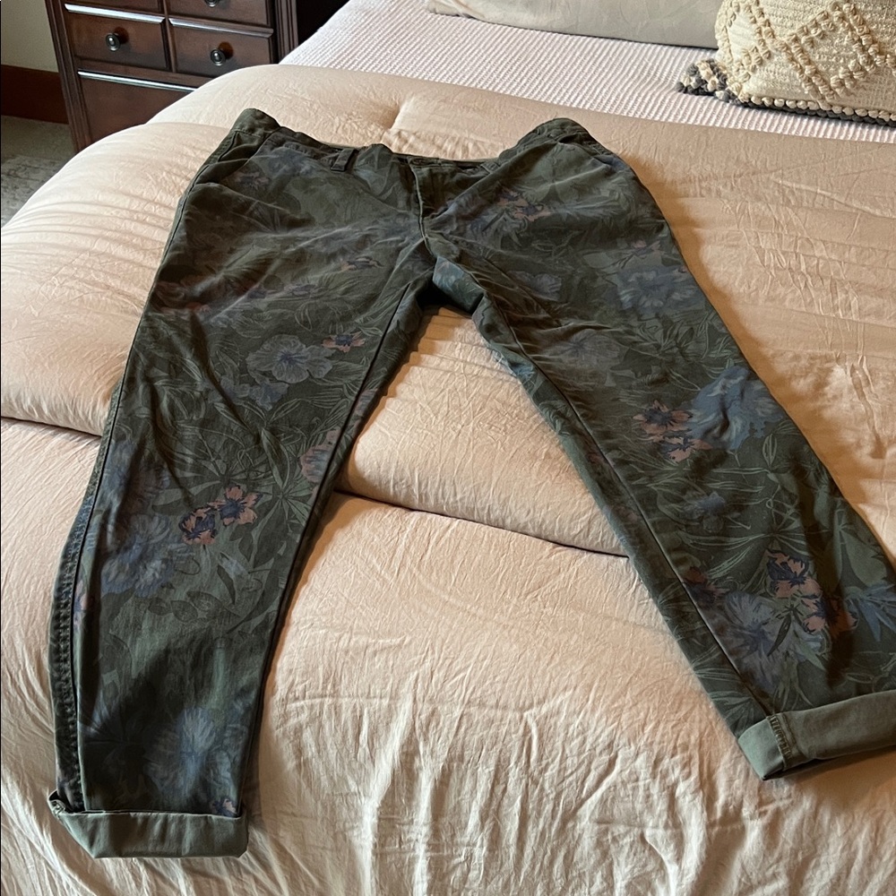 GAP Green Floral Pants